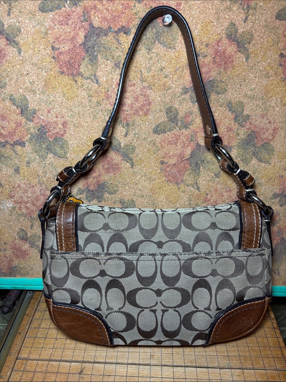 Coach Khaki Signature Canvas Shoulder Bag with Brown Leather 10983 - Picture 11 of 17